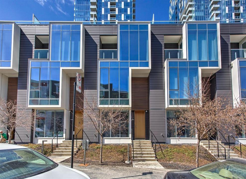 1423 Av. Overdale, Montréal (Ville-Marie), Quebec H3G 2H1, Canada