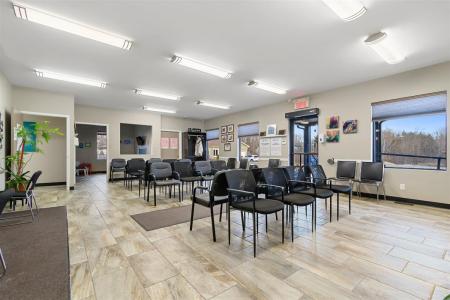 394  Rue Centre, Shawville, Quebec J0X 2Y0, Canada