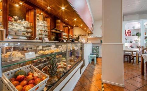 Almada, Setubal 2825-327, Portugal