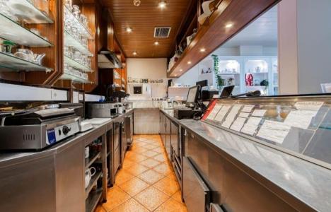 Almada, Setubal 2825-327, Portugal