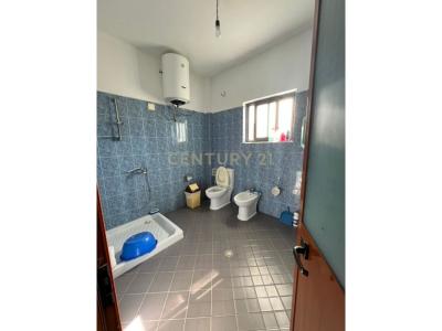 Gjiri I Lalzit, Durrës, Albania