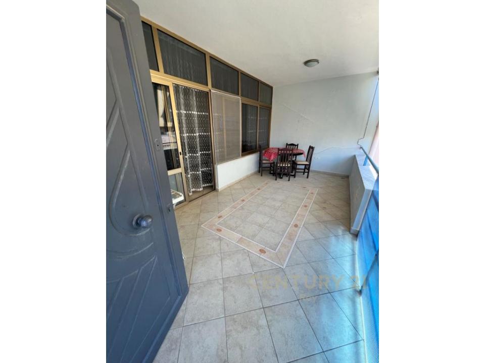 Golem, Durrës, Албания