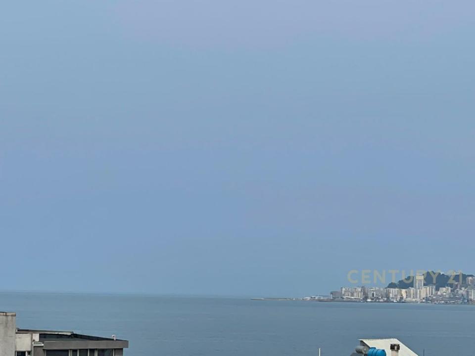 Shkëmbi I Kavajës, Durrës, Albania