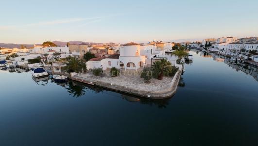 Girona, Cataluña/Catalunya 17487, Spain