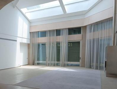 València/Valencia, Comunitat Valenciana 46111, Spain