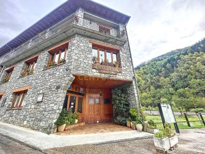 Girona, Cataluña/Catalunya 17869, Spain