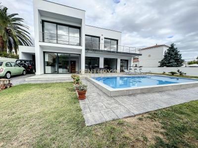 Girona, Cataluña/Catalunya 17487, Spain