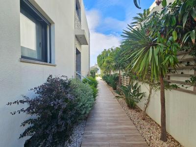 Girona, Cataluña/Catalunya 17487, Espanha