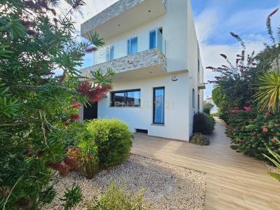 Girona, Cataluña/Catalunya 17487, Espanha