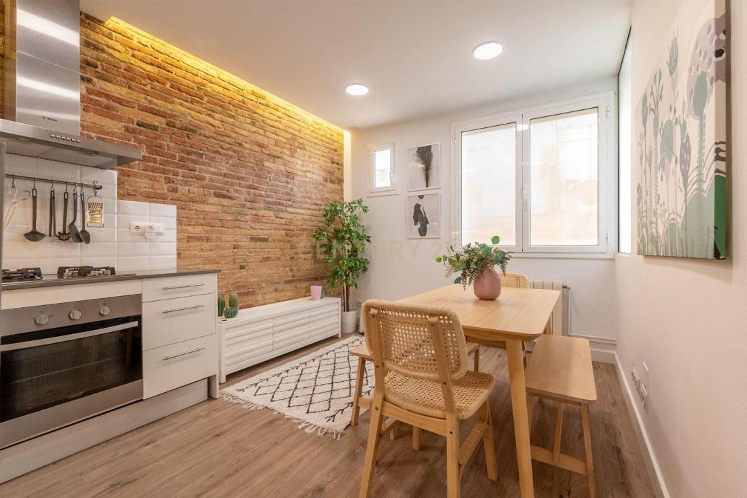 Barcelona, Cataluña/Catalunya 08012, Espanha