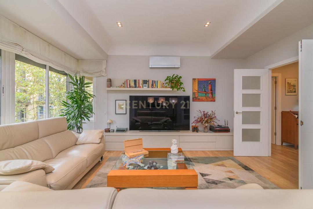 Barcelona, Cataluña/Catalunya 08010, Spain