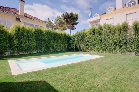 Almada, Setubal 2820-307, Portugal