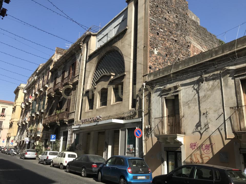 Via Giuseppe De Felice, Catania, Sicilia 95100, Italy
