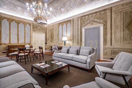 Piazza Del Duomo, Firenze, Toscana 50100, Italy