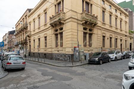 Via Conte Ruggero, Catania, Sicilia 95129, Italy