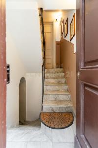 Via Conte Ruggero, Catania, Sicilia 95129, Italy