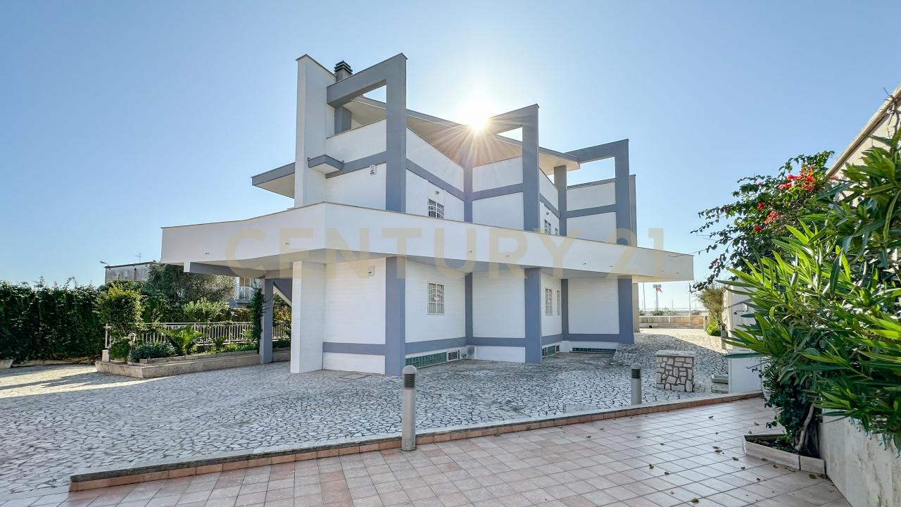 Via dei Cavalli Marini, Ardea, Lazio 00040, Itália