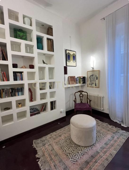 Via dell'Arco di San Calisto, Рим, Lazio 00153, Италия