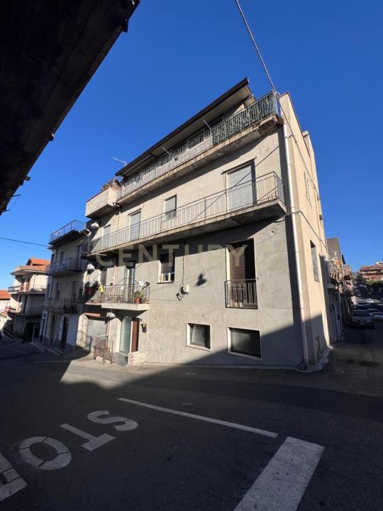 Belpasso, Sicilia 95032, Italy