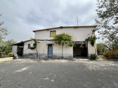 Belpasso, Sicilia 95032, إيطاليا