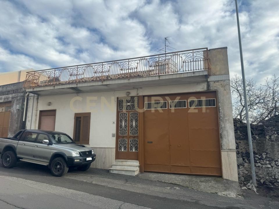 Belpasso, Sicilia 95032, Italy