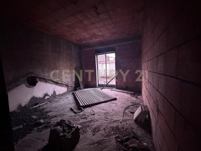 Belpasso, Sicilia 95032, Italia