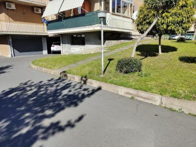 Gravina Di Catania, Sicilia 95030, Italy