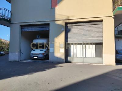 Gravina Di Catania, Sicilia 95030, Italy