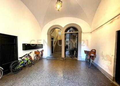 Piazza San Giusto, Lucca, Toscana 55100, Italy