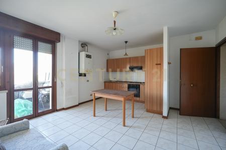 Via Monte Grappa, Cerea, Veneto 37053, Itália