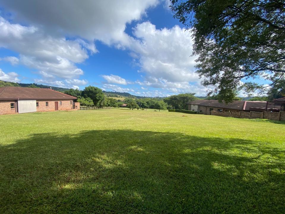 White River, 음봄벨라, 남아프리카