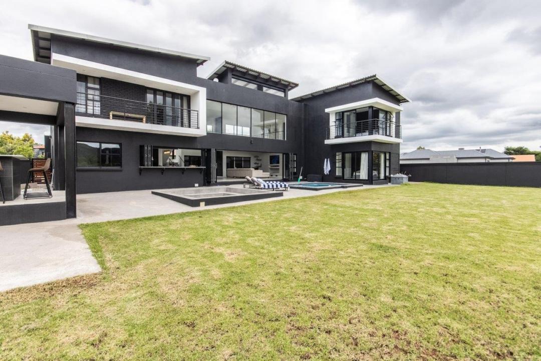 Hartbeespoort, North West, South Africa