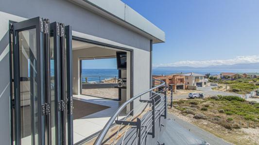 جنوب أفريقيا