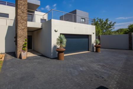 Hartbeespoort, North West, South Africa