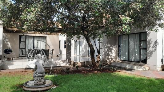 Hartbeespoort, North West, South Africa