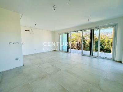 Umag, Crveni Vrh, Umag, Istarska Županija 52470, Croatia