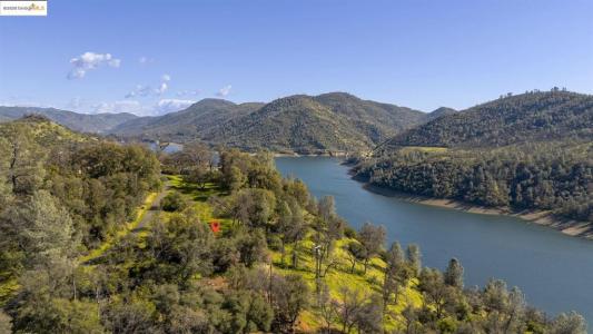 Mammoth Mine Rd 2.89 Acres, Jamestown, 加州 95327, 美國