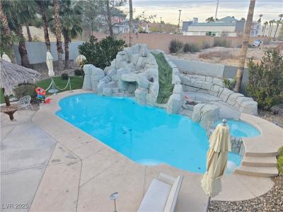 2575 S Tenaya Way, Las Vegas, 内华达州 89117, 美国