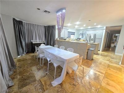 2575 S Tenaya Way, Las Vegas, 内华达州 89117, 美国