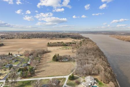 Glenmark Drive, Burlington, Iowa 52601