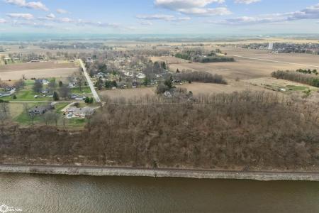 Glenmark Drive, Burlington, Iowa 52601