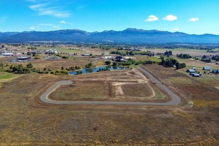 Sunbridge Drive Unit: 3-6,9, 10, 12-15 3-6,9, 10, 12-15, McCall, Idaho 83638, USA