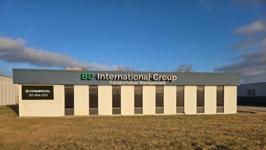 2117 Directors Row, Indianapolis, Indiana 46241, Estados Unidos