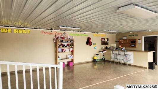 712 Hwy 18 E, Clear Lake, 爱荷华州 50428, 美国