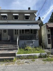 738 N Manhattan Court, Hazleton, Pennsylvania 18201, USA