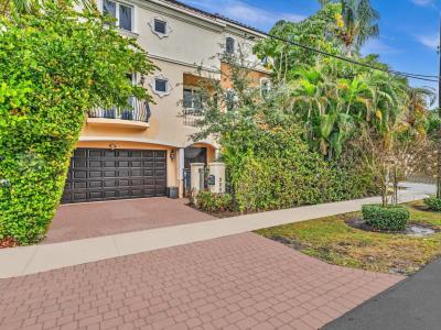 320 Ne 16th Ave, Fort Lauderdale, פלורידה 33301, ארצות הברית של אמריקה