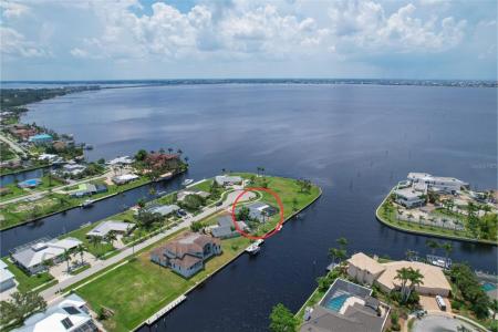 258 Beeney Road Se, Port Charlotte, Florida 33952