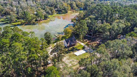 10482 Lake Shore Drive, Conroe, Техас 77303, Соединенные Штаты