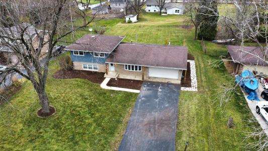 227 Willow Lane, New Lenox, Illinois 60451, USA