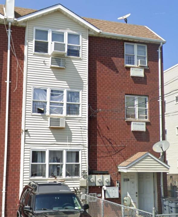 31-08 Seagrit Ave, Far Rockaway, ニューヨーク 11691, アメリカ合衆国